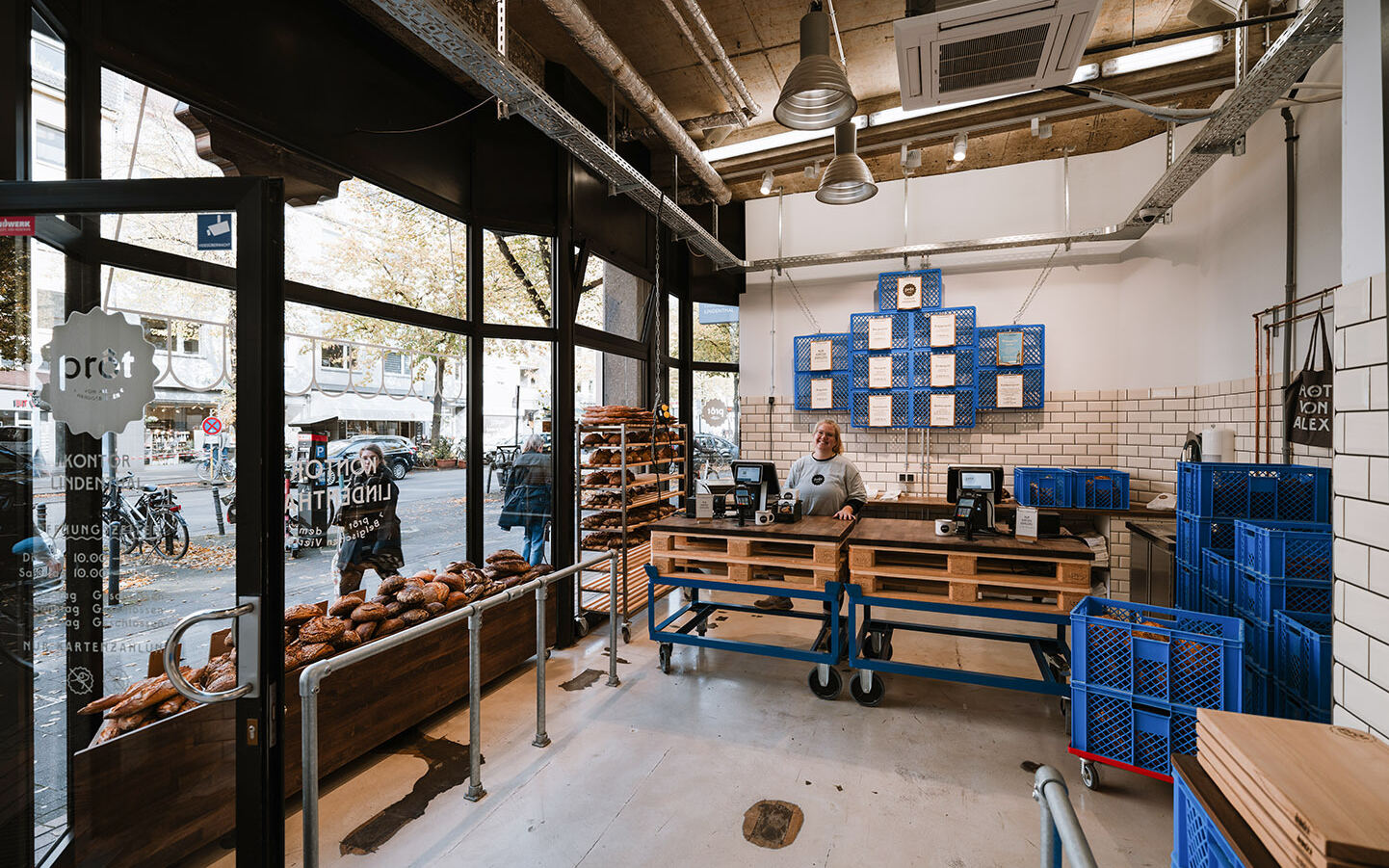 Prot von alex koeln kontor lindenthal 1 prôt, brot, bäckerei, köln, belgisches viertel, veedel, handwerk, backstube, backen, handwerk, verkauf, produkte, handgemacht, handgebacken, alex onasch