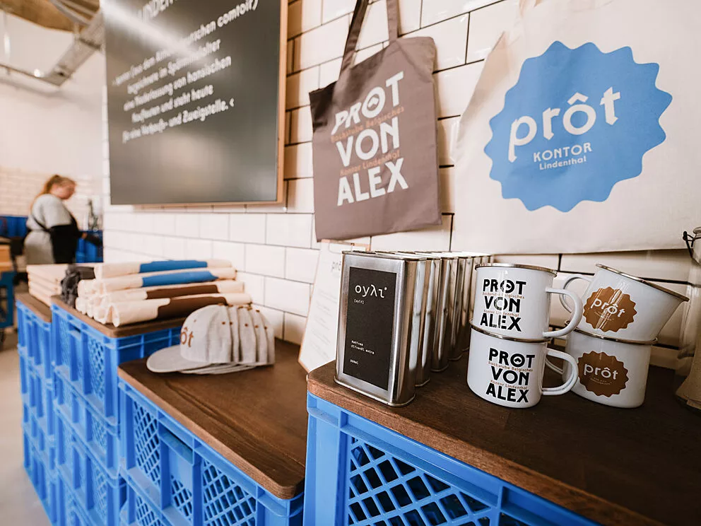 Prot von alex koeln kontor lindenthal 3 prôt, brot, bäckerei, köln, belgisches viertel, veedel, handwerk, backstube, backen, handwerk, verkauf, produkte, handgemacht, handgebacken, alex onasch