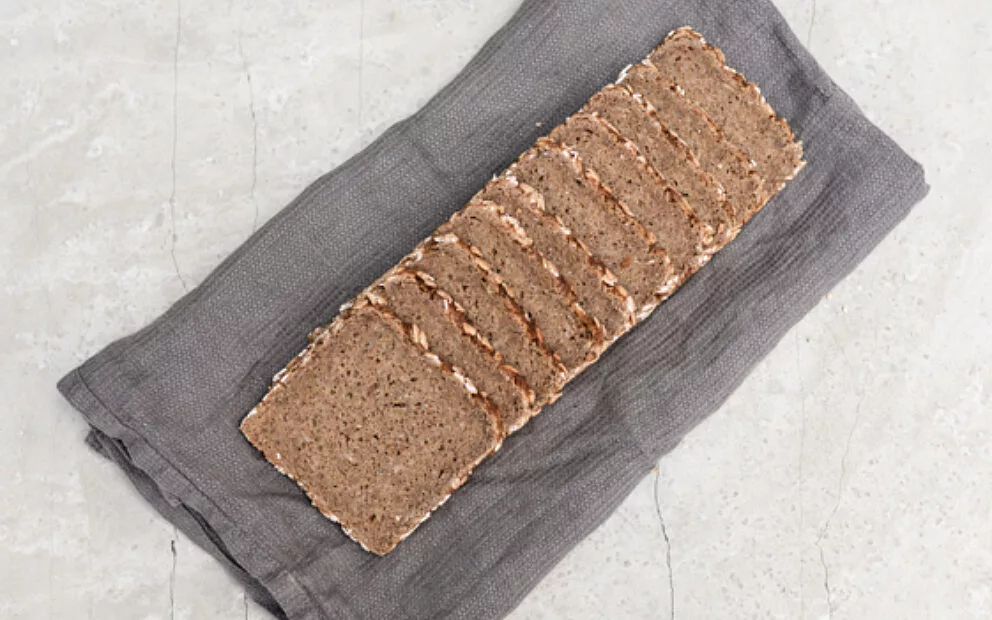 Prot von alex website vollkornprot vollkornprôt, vollkornbrot, schwarzbrot, prôt, protvonalex, köln, belgisches viertel, bäckerei, backstube, produkt, handwerk, backwaren, köln, getreide, handgebacken